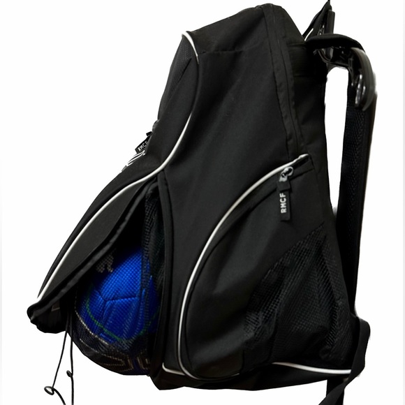 REAL MADRID Multi-Use Backpack! BRAND NEW! NWT 5 Zipper Compartments Sports Bag! - Picture 2 of 5